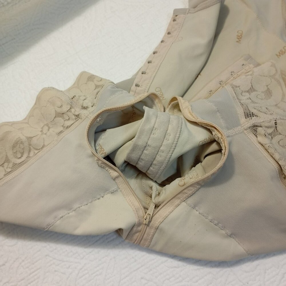 M&D Beige Post-Surgical Compression Garment Adjustable Straps Front Zipper Sz S - Picture 5 of 11